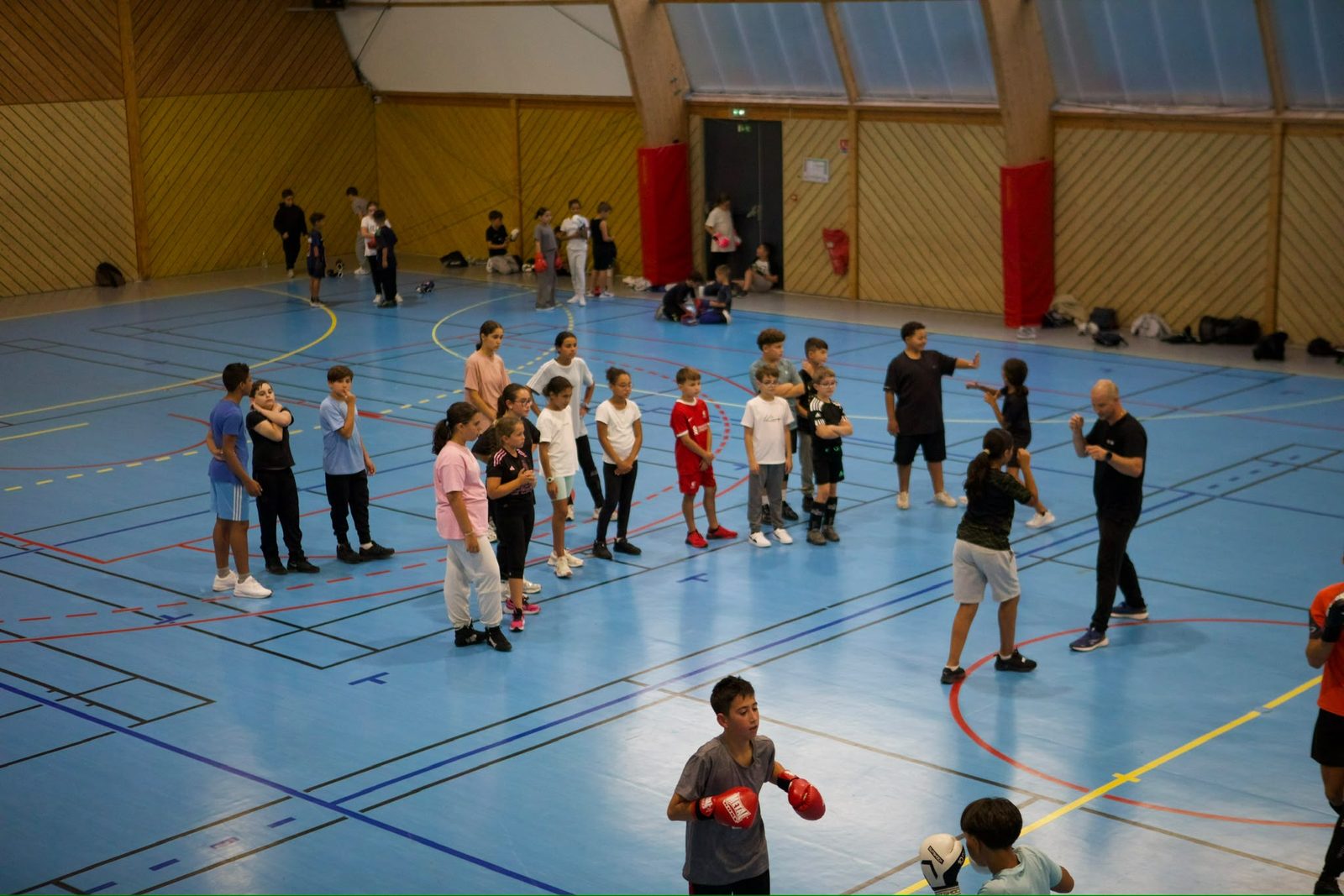 Séance collective de l'école de boxe de Courtry